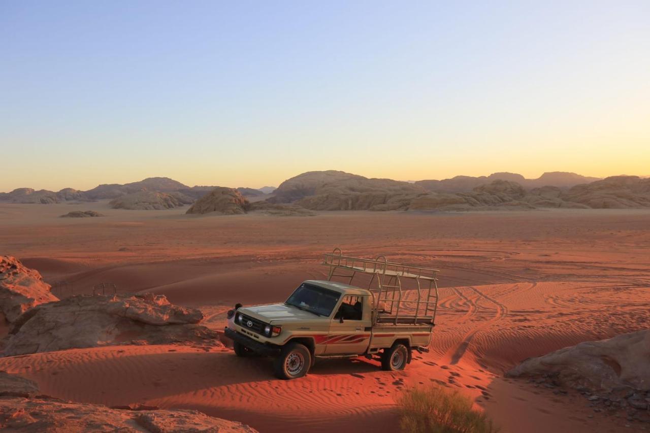 Desert Moon Camp Ram Vadisi Dış mekan fotoğraf