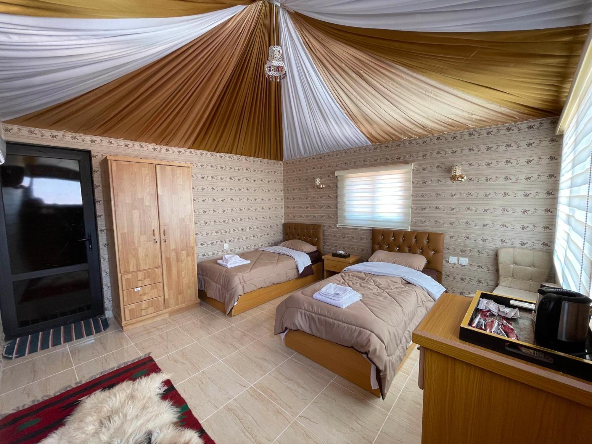Desert Moon Camp Ram Vadisi Dış mekan fotoğraf