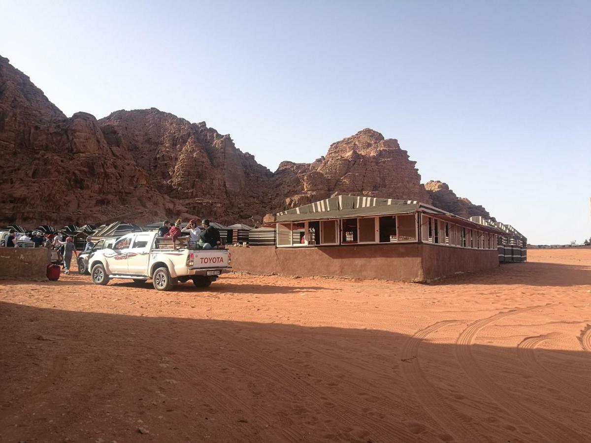 Desert Moon Camp Ram Vadisi Dış mekan fotoğraf