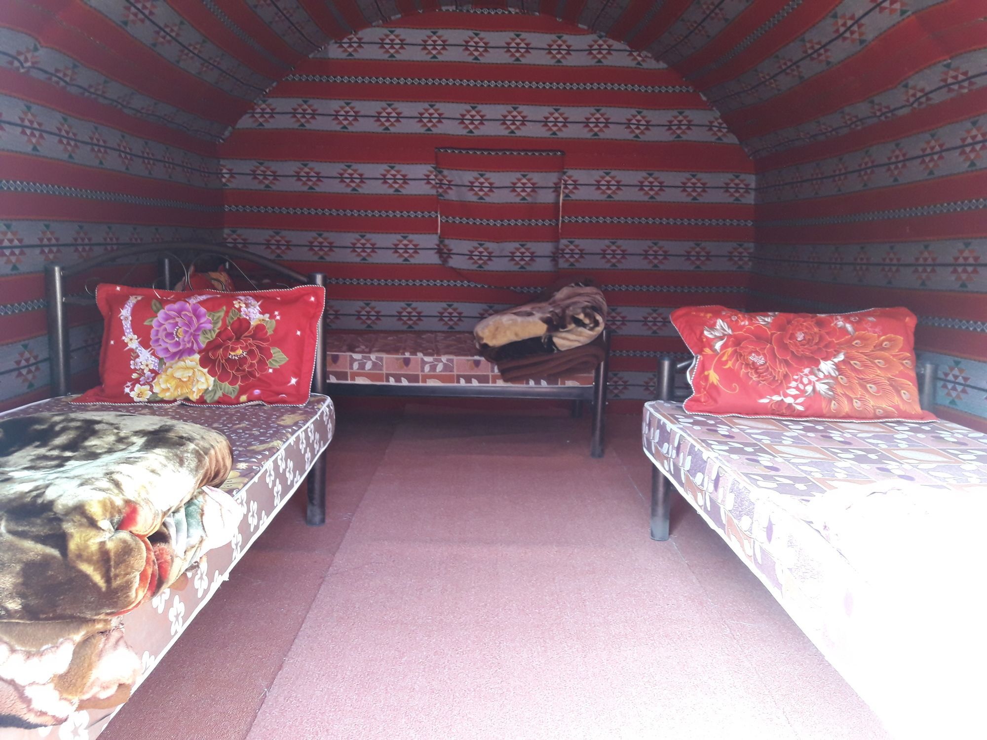 Desert Moon Camp Ram Vadisi Dış mekan fotoğraf
